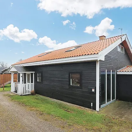 4 Star Holiday Home In Otterup-By Traum Оттеруп