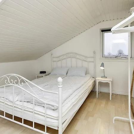 4 Star Holiday Home In Otterup-By Traum * Оттеруп
